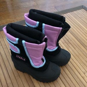 Children’s snow boots